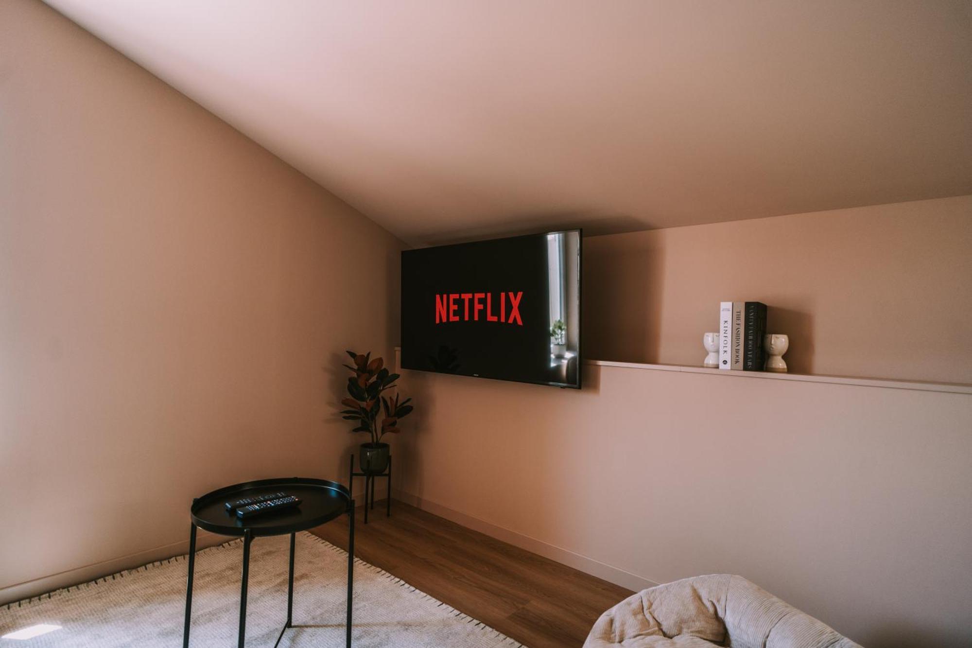 Апартаменты Quietude-Loft Neuf-Clim & Parking Рокфор-ла-Бедуль Экстерьер фото