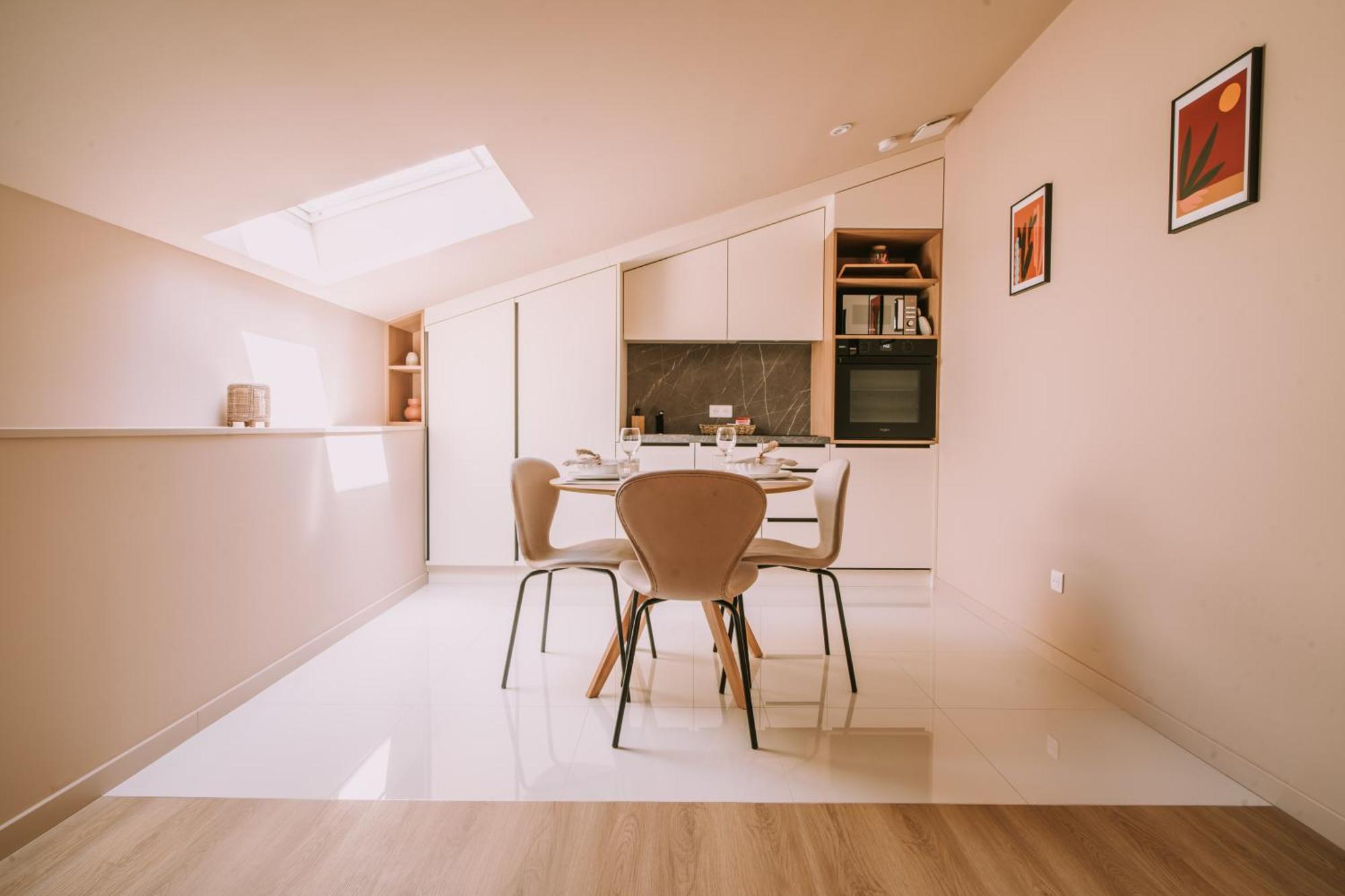 Апартаменты Quietude-Loft Neuf-Clim & Parking Рокфор-ла-Бедуль Экстерьер фото